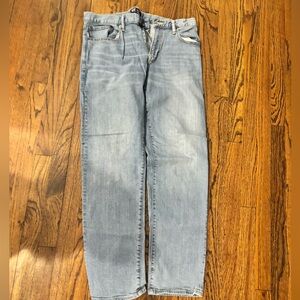 GAP Light Blue Denim Jeans 32x32 straight leg